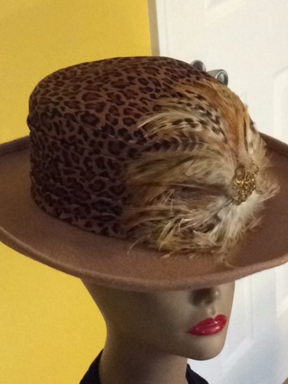 Women's Leopard Print Brown Feather Accent Hat